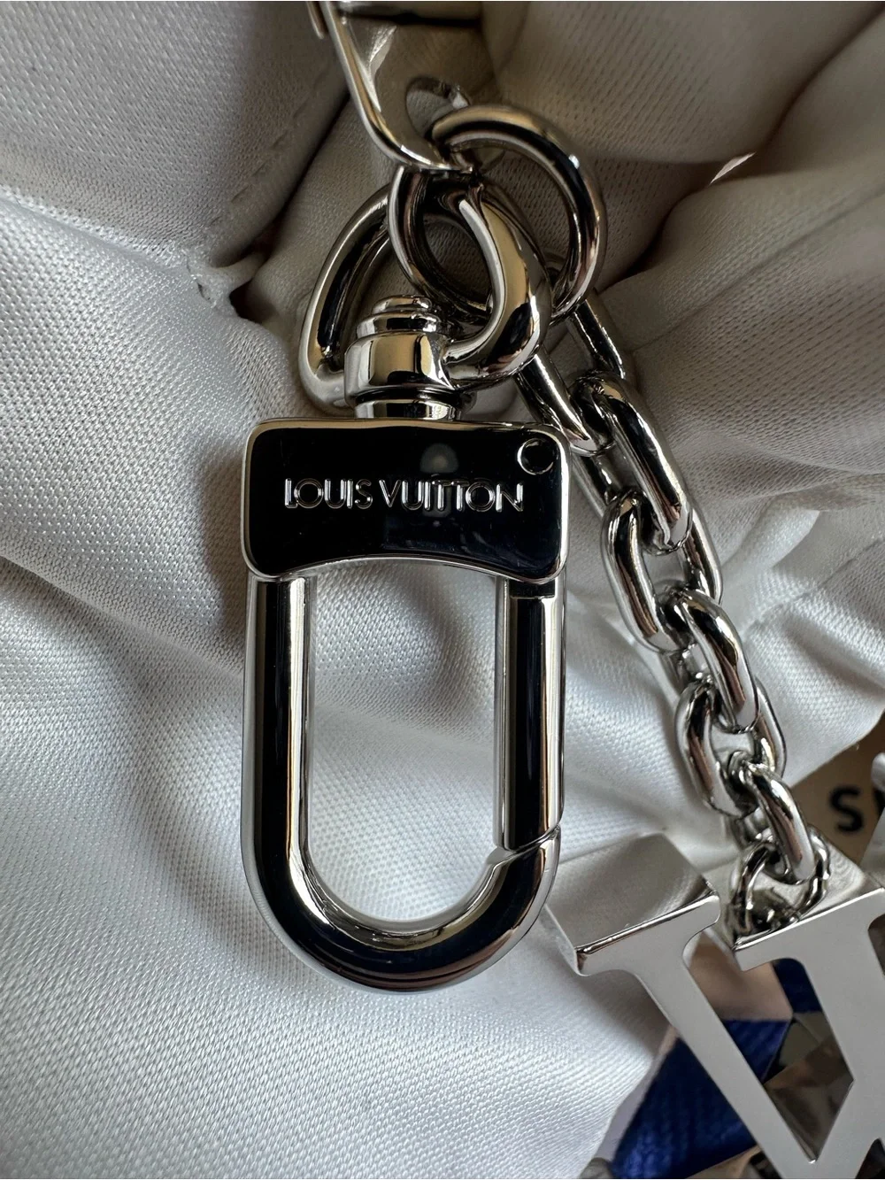 Louis Vuitton Porte-Clés Initiales LV Key Holder Silver M65071